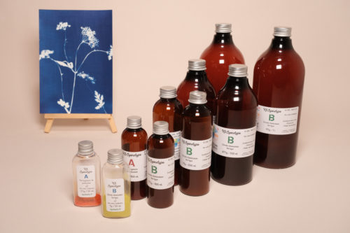 Gamme des produits pour cyanotype : ferricyanure de potassium et citrate d'ammonium ferrique
