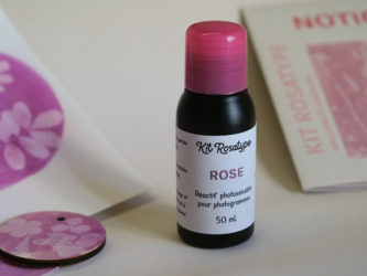 Flacon produit rosatype
