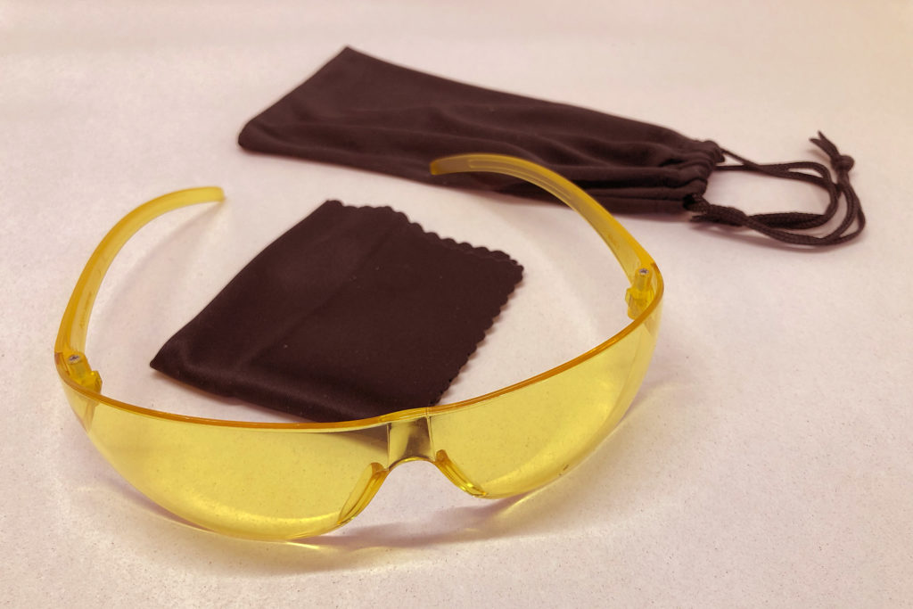 lunettes anti UV de couleur ambre / jaune